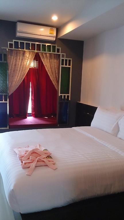 De Ja Moon Hostel Chiang Mai Room photo