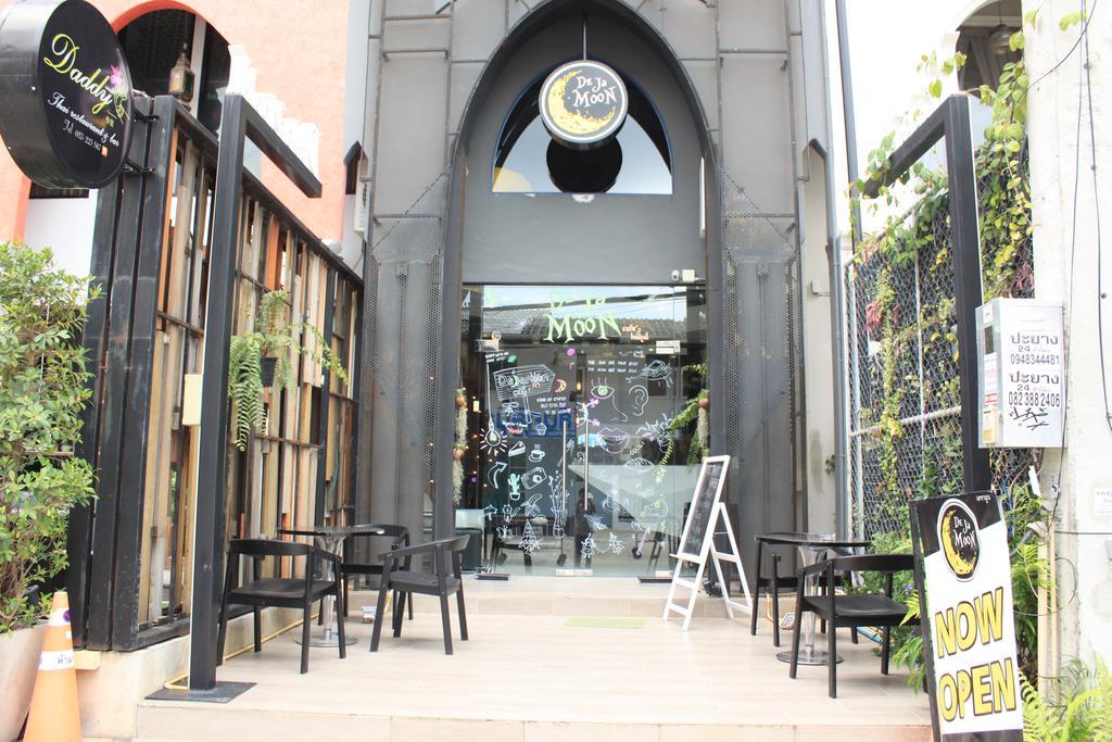 De Ja Moon Hostel Chiang Mai Exterior photo